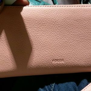 Nwt Fossil Coral colored Wallet